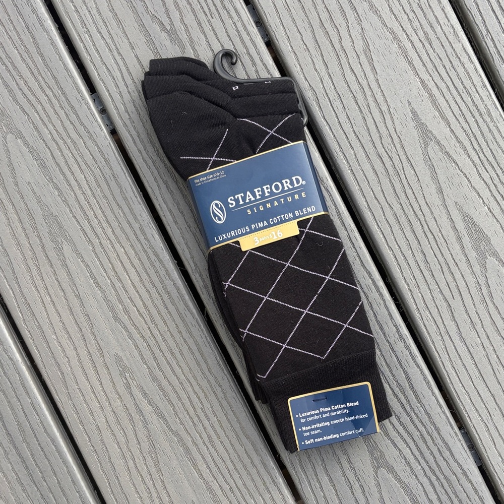 ❄️ Stafford Signature Set of Three Socks